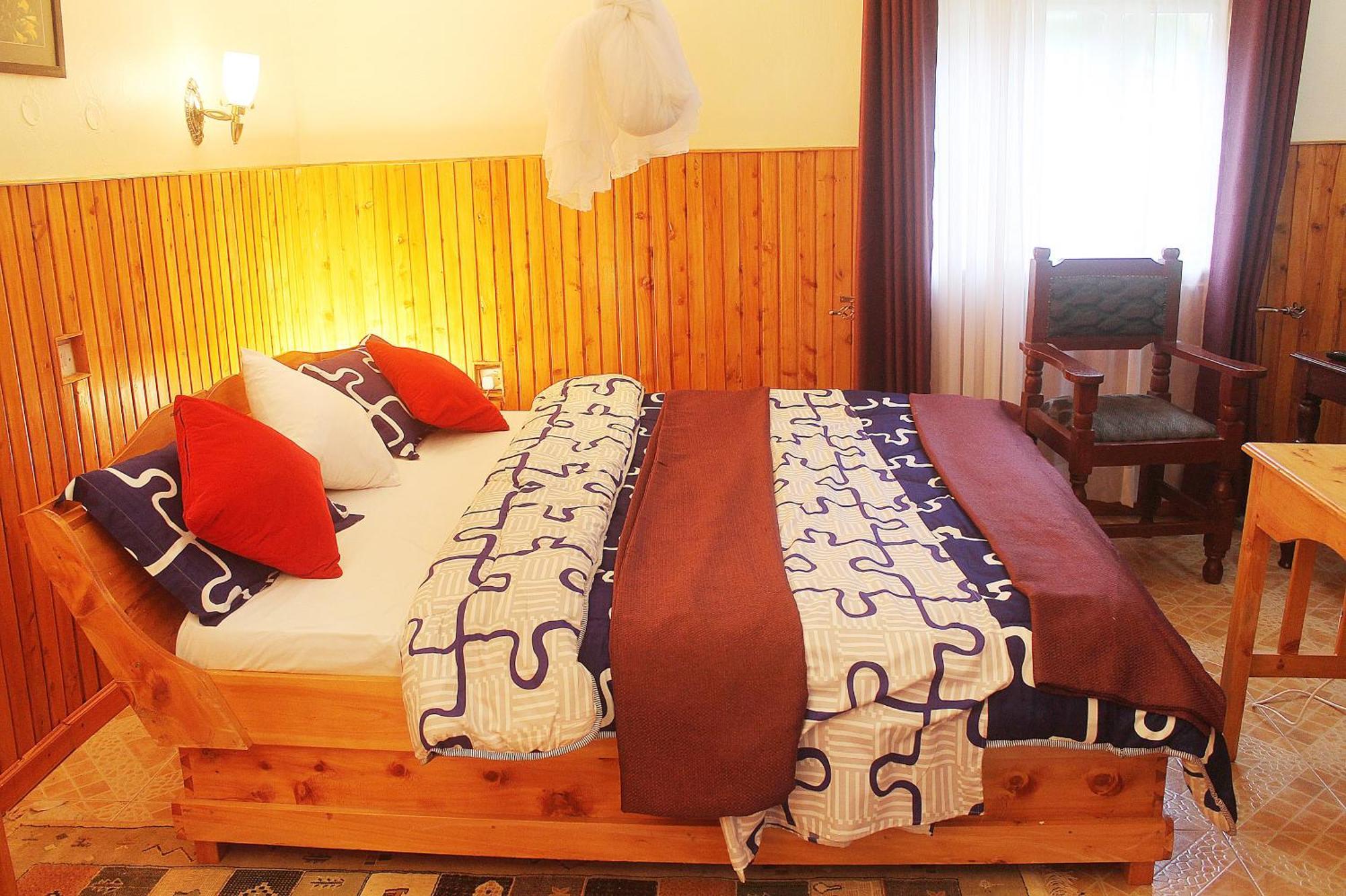 Bunyonyi Safaris Resort Kabale Buitenkant foto