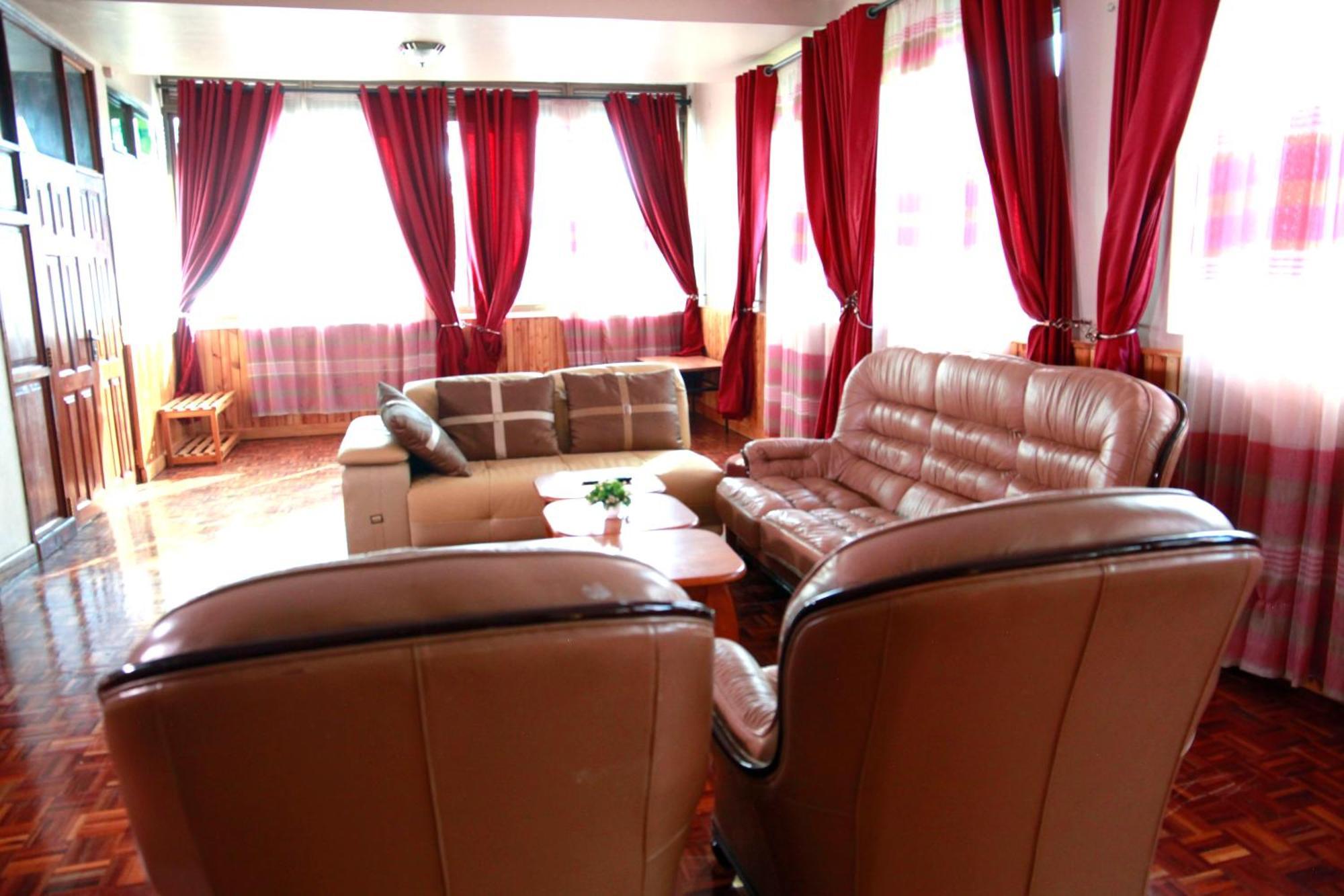 Bunyonyi Safaris Resort Kabale Buitenkant foto